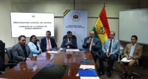 GOBIERNO PRESENTARÁ DOS NUEVAS DENUNCIAS POR EL CASO BOTRADING Y APUNTA A EXAUTORIDADES DE YPFB