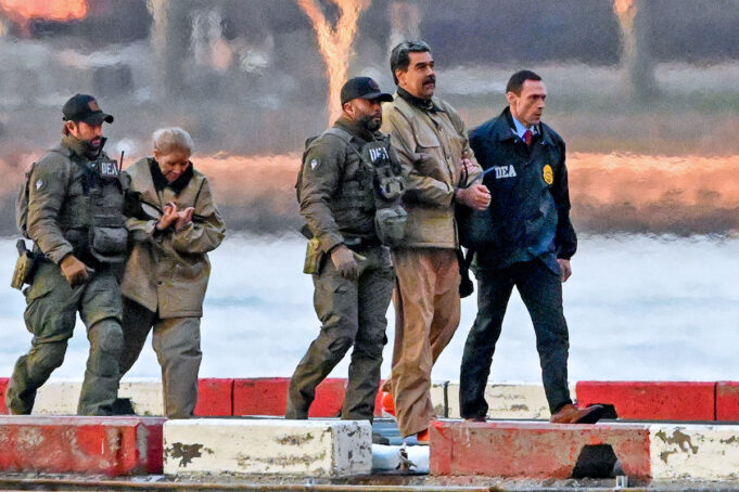 MADURO SE DECLARA “PRISIONERO DE GUERRA” Y SE PROCLAMA PRESIDENTE DE VENEZUELA EN SU PRIMERA COMPARECENCIA EN NUEVA YORK