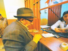 ADULTOS MAYORES SIN JUBILACIÓN RECIBIRÁN BS 150 ADICIONALES MENSUALES A LA RENTA DIGNIDAD DURANTE TODO UN AÑO
