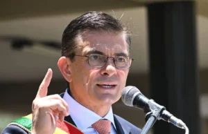 PAZ ADVIERTE QUE SALDRÁN MÁS ESCÁNDALOS Y ASEGURA QUE EL GOBIERNO DESMANTELA REDES DE CORRUPCIÓN