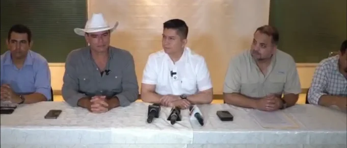 MEDRANO DENUNCIA INTENTO DE SACARLO DE LA CARRERA ELECTORAL TRAS DECISIÓN DEL TCP SOBRE ADN