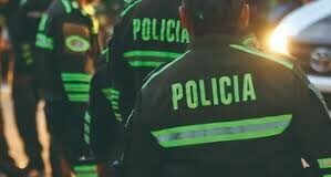 5 POLICIAS DETENIDOS POR EXTORSIONAR A COMERCIANTES EN LA FRONTERA CON CHILE