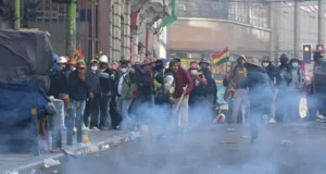 COB ROMPE EL DIÁLOGO CON EL GOBIERNO Y ANUNCIA BLOQUEO NACIONAL DE CARRETERAS DESDE ESTE MARTES