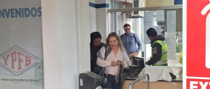 ASOSUR SANTA CRUZ LEVANTA ESTADO DE EMERGENCIA TRAS REUNIÓN CON YPFB Y DESCARTA MEDIDAS DE PRESIÓN