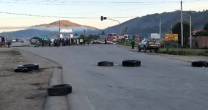 EXPORTADORES REPORTAN PÉRDIDAS DIARIAS DE $US 2,5 MILLONES POR BLOQUEOS EN CARRETERAS