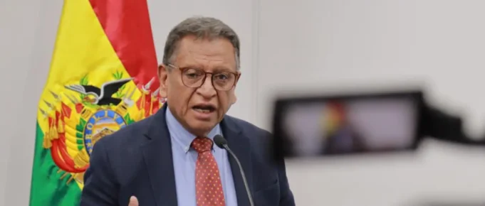 MINISTRO DE GOBIERNO AFIRMA QUE EL CASO MALETAS SE INVESTIGA DESDE DICIEMBRE Y QUE LAS RESPONSABILIDADES SE FUERON CONOCIENDO CON EL AVANCE DEL PROCESO