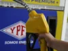 YPFB GARANTIZA NORMALIZAR ABASTECIMIENTO DE COMBUSTIBLE EN SANTA CRUZ HASTA EL SÁBADO