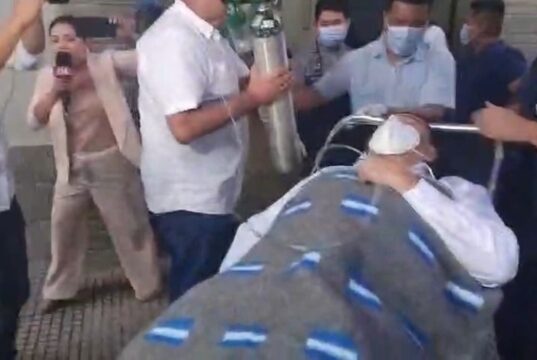 DEFENSA DE JHONNY FERNÁNDEZ INFORMA QUE EL ALCALDE FUE TRASLADADO A UNA CLÍNICA PRIVADA TRAS ORDEN DE APREHENSIÓN POR EL CASO “PAVIMENTO”