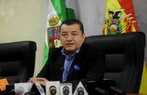 JHONNY FERNÁNDEZ PERMANECE APREHENDIDO EN CLÍNICA PRIVADA MIENTRAS FISCALÍA SOLICITA SU DETENCIÓN PREVENTIVA POR EL “CASO PAVIMENTO”