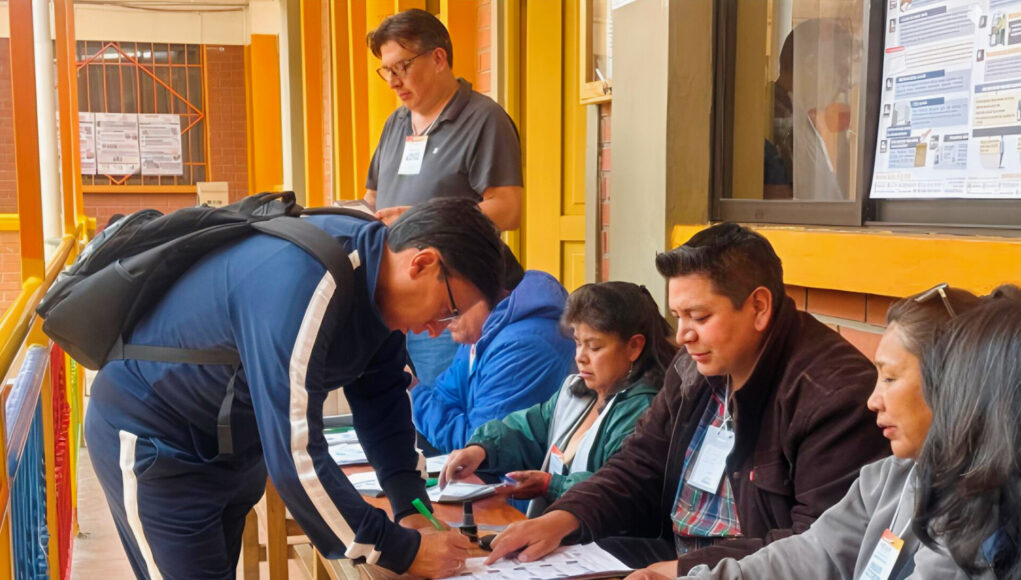 JURADOS ELECTORALES RECIBIRAN BS. 60 Y UNA DÍA DE ASUETO POR SU LABOR EN LAS ELECCIONES DE MARZO