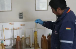 YPFB GARANTIZA QUE LA GASOLINA CUMPLE ESTÁNDARES DE CALIDAD TRAS CRÍTICAS Y DENUNCIAS DE USUARIOS