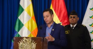 VICEPRESIDENTE LARA PIDE PROTECCIÓN PARA OFICIAL QUE DENUNCIÓ PRESUNTO SOBORNO EN CASO DE AVIONETAS LIGADAS AL NARCOTRÁFICO