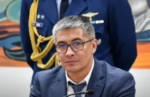 MINISTRO ESPINOZA REBATE A QUIROGA Y DEFIENDE LOS 100 DÍAS DEL GOBIERNO DE RODRIGO PAZ