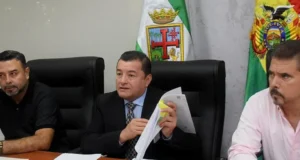 JHONNY FERNÁNDEZ NO DESCARTA REPOSTULAR A LA ALCALDÍA Y ACUSA “AFANES POLÍTICOS” TRAS DENUNCIA POR SUPUESTA OBRA NO EJECUTADA