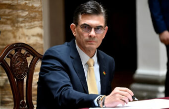 LEY 1709 AMPLÍA LA PERMANENCIA OBLIGATORIA DE EXAUTORIDADES Y ES APROBADA EN TIEMPO RÉCORD