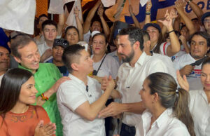 MEDRANO SE SUMA AL PROYECTO DE LIBRE Y RESPALDA LA CANDIDATURA DE JUAN PABLO VELASCO EN SANTA CRUZ