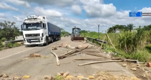 PRODUCTORES DE ARROZ Y SOYA ANUNCIAN BLOQUEO EN LA CARRETERA SANTA CRUZ–COCHABAMBA CONTRA DECRETO DE IMPORTACIÓN