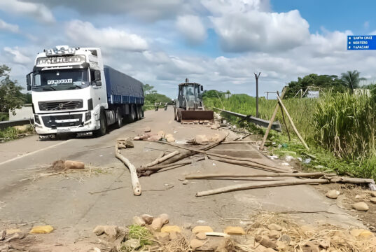PRODUCTORES DE ARROZ Y SOYA ANUNCIAN BLOQUEO EN LA CARRETERA SANTA CRUZ–COCHABAMBA CONTRA DECRETO DE IMPORTACIÓN