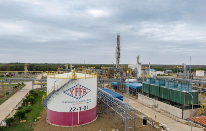 GOBIERNO ANUNCIA NUEVA LEY DE HIDROCARBUROS PARA ATRAER INVERSIONES Y REACTIVAR EL SECTOR