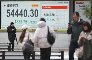 GUERRA EN ORIENTE MEDIO SACUDE A LOS MERCADOS: BOLSAS CAEN Y EL PETRÓLEO SE DISPARA HASTA ROZAR LOS 120 DÓLARES