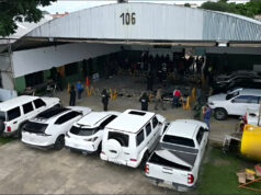 VEHÍCULOS INCAUTADOS EN CASO MARSET SON TRASLADADOS A LA PAZ BAJO ESTRICTAS MEDIDAS DE SEGURIDAD