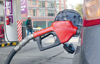 GOBIERNO REVELA QUE GASOLINA CON ADITIVOS PUEDE CAUSAR DAÑOS EN MOTORES SI SE USA DE FORMA PROLONGADA