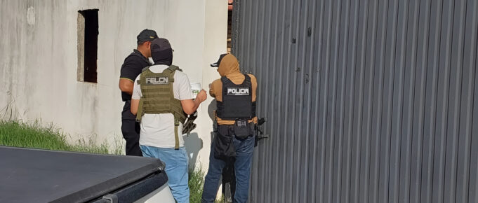 ALLANAMIENTOS POR EL CASO MARSET: SECUESTRAN EQUIPOS Y HALLAN UNA AVIONETA SIN MOTOR EN SANTA CRUZ