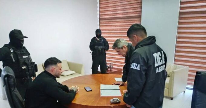 POLICÍA REVELA PASADIZO SECRETO EN INMUEBLE DONDE FUE CAPTURADO MARSET Y ADMITE QUE OPERATIVO ESTUVO A PUNTO DE CANCELARSE
