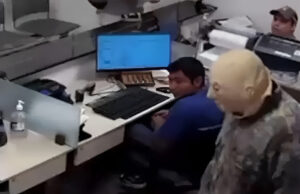 POLICÍA CAPTURA A IMPLICADOS EN VIOLENTO ROBO Y BUSCA A TRES PRÓFUGOS