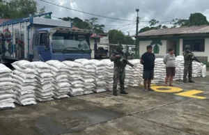 INCAUTAN MÁS DE CINCO TONELADAS DE PRECURSORES QUÍMICOS EN VILLA TUNARI Y APREHENDEN A DOS PERSONAS