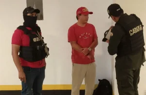 INVESTIGAN A SIETE POLICÍAS POR PRESUNTA LIBERACIÓN DE MARCELO ARCE ANTES DE SU APREHENSIÓN