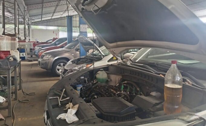 UMSA EXIGE A YPFB GARANTIZAR LA CALIDAD DE LA GASOLINA Y ADVIERTE GRAVES PERJUICIOS ECONÓMICOS