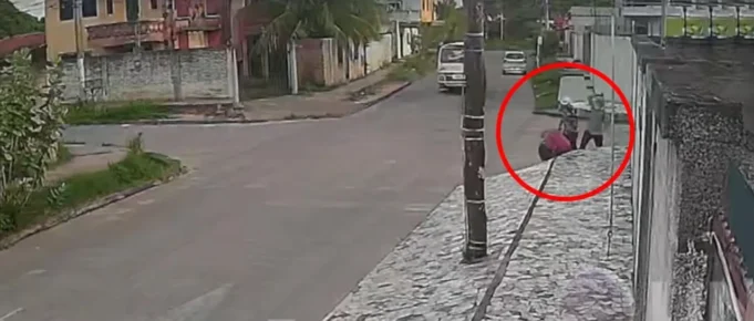 ATRACADORES ASESINAN A LIBRECAMBISTA Y SE LLEVAN ENTRE $US 20.000 Y $US 30.000 EN SANTA CRUZ