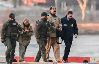 ARRESTAN A SOLDADO DE EE.UU. POR GANAR MÁS DE $400.000 APOSTANDO CON INFORMACIÓN CLASIFICADA SOBRE LA CAPTURA DE MADURO