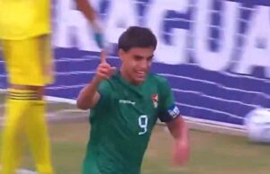 BOLIVIA DERROTA A PERÚ Y MANTIENE VIVA LA ILUSIÓN DE CLASIFICAR AL MUNDIAL SUB-17