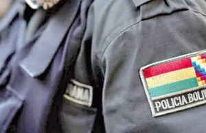 CONDUCTOR ES APREHENDIDO TRAS INTENTAR SOBORNAR A POLICÍAS POR CARGUÍO ILEGAL DE COMBUSTIBLE EN COCHABAMBA