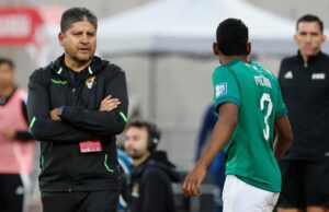 FEDERACIÓN BOLIVIANA EVALUARÁ CONTINUIDAD DE ÓSCAR VILLEGAS TRAS ELIMINACIÓN DE LA VERDE