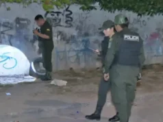 INVESTIGADO ASEGURA QUE FUE SECUESTRADO Y OBLIGADO A PARTICIPAR EN BALACERA QUE DEJÓ UN MUERTO EN SANTA CRUZ