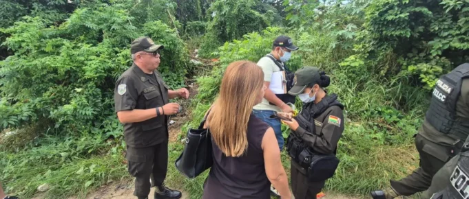 FALSA ALARMA MOVILIZA A LA POLICÍA Y FISCALÍA EN SANTA CRUZ POR SUPUESTO CUERPO COLGADO
