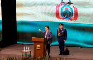MINISTRO ZAMORA DESCARTA RENUNCIA DE RODRIGO PAZ Y AFIRMA QUE LAS MOVILIZACIONES TIENEN FINES POLÍTICOS