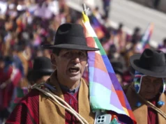 BOLIVIA CIERRA UNA JORNADA DE CONFLICTOS CON BLOQUEOS ACTIVOS, DOS MUERTES Y LA ABROGACIÓN DE LA LEY 1720