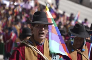 BOLIVIA CIERRA UNA JORNADA DE CONFLICTOS CON BLOQUEOS ACTIVOS, DOS MUERTES Y LA ABROGACIÓN DE LA LEY 1720