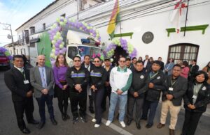 FISCAL GENERAL FORTALECE EL SERVICIO DEL IDIF CON ENTREGA DE UNA CAMIONETA Y UN LABORATORIO FORENSE MÓVIL