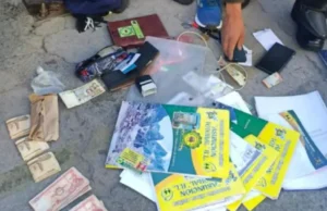 POLICÍA APREHENDE A DOS HOMBRES CON MÁS DE BS 34.000, CELULARES Y LISTAS EN MEDIO DE LOS DISTURBIOS EN LA PAZ