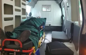 DIPUTADO CRUCEÑO DE LA ALIANZA UNIDAD ES GOLPEADO BRUTALMENTE POR BLOQUEADORES CUANDO SE DIRIGÍA AL AEROPUERTO DEL ALTO
