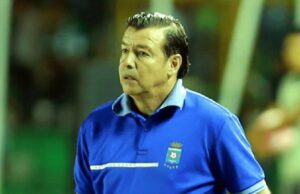 “PLATINÍ” SÁNCHEZ REGRESA A BLOOMING PARA INTENTAR SACAR AL EQUIPO DE SU CRISIS FUTBOLÍSTICA