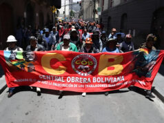 EN DOS SEMANAS, LA COB PASÓ DE EXIGIR UN AUMENTO SALARIAL A PEDIR LA RENUNCIA DE RODRIGO PAZ