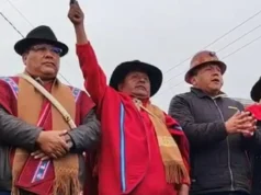 COB, SENADOR CONDORI Y PONCHOS ROJOS SELLAN PACTO Y EXIGEN LA RENUNCIA DE RODRIGO PAZ