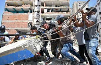 AUMENTA A 920 LA CIFRA DE FALLECIDOS POR LOS TERREMOTOS EN VENEZUELA; MILITARIZAN LA GUAIRA PARA ATENDER LA EMERGENCIA