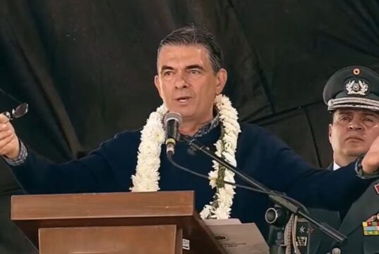 RODRIGO PAZ AFIRMA QUE “YA LE VA A LLEGAR LA CÁRCEL” A EVO MORALES Y CUESTIONA SU LIDERAZGO DURANTE UN ACTO EN COCHABAMBA